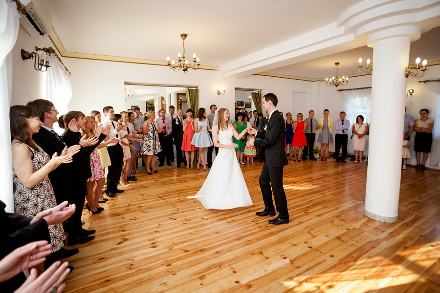 reportaż ślubny Gosi i Łukasza fotografia ślubna bielsko; fotografia ślubna kraków; dwóch fotograf na ślub; zdjęcia ślubne; fotograf ślubny bielsko