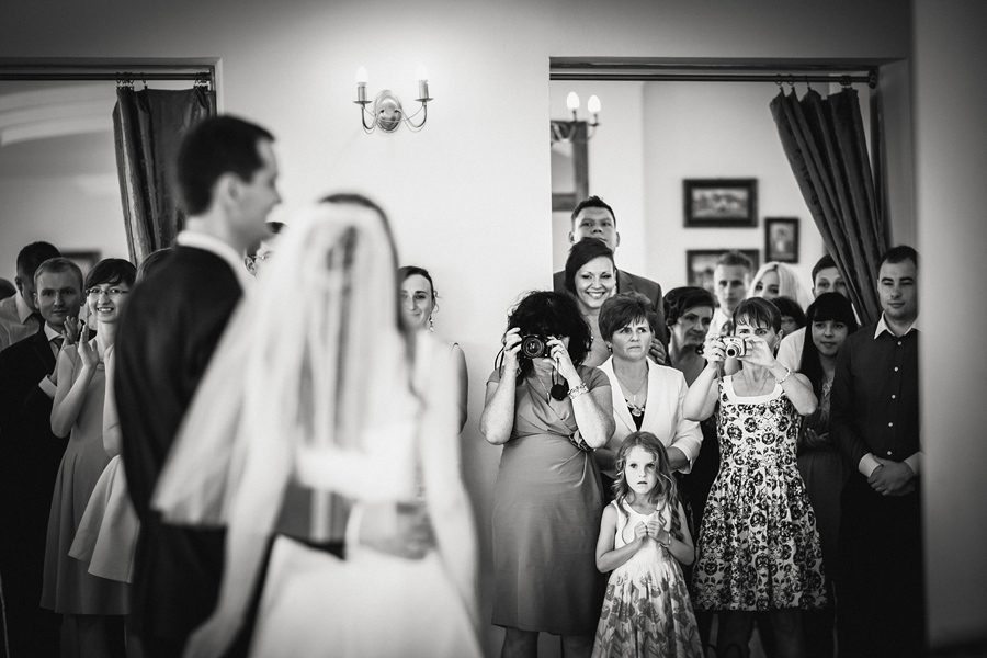 reportaż ślubny Gosi i Łukasza fotografia ślubna bielsko; fotografia ślubna kraków; dwóch fotograf na ślub; zdjęcia ślubne; fotograf ślubny bielsko