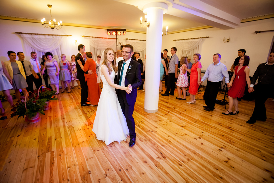 reportaż ślubny Gosi i Łukasza fotografia ślubna bielsko; fotografia ślubna kraków; dwóch fotograf na ślub; zdjęcia ślubne; fotograf ślubny bielsko