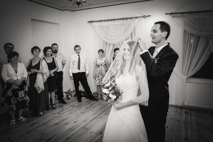 reportaż ślubny Gosi i Łukasza fotografia ślubna bielsko; fotografia ślubna kraków; dwóch fotograf na ślub; zdjęcia ślubne; fotograf ślubny bielsko
