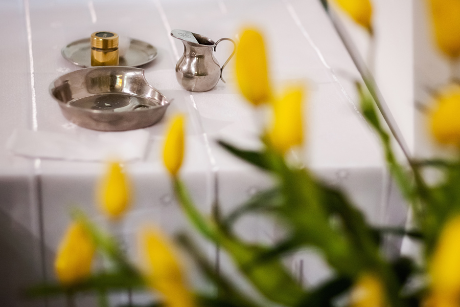 fotograf na chrzest czechowice; zdjecia z chrztu; fotograf bielsko; chrzest w kosciele podwyzszenia krzyza w pszczynie