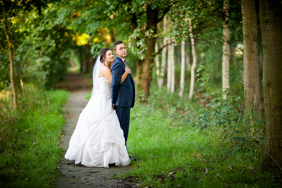 plener ślubny w lesie, sesja slubna w naturze, romantyczna sesja slubna, zdjecia slubne goczalkowice, plener slubny w goczalkowicach, fotografia ślubna śląsk, fotografia ślubna pszczyna, dwóch fotografów na ślub, zdjęcia ślubne, fotograf ślubny bielsko
