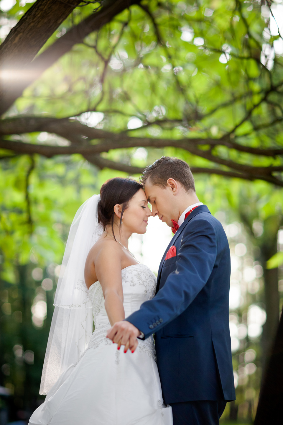 plener ślubny w lesie, sesja slubna w naturze, romantyczna sesja slubna, zdjecia slubne goczalkowice, plener slubny w goczalkowicach, fotografia ślubna śląsk, fotografia ślubna pszczyna, dwóch fotografów na ślub, zdjęcia ślubne, fotograf ślubny bielsko