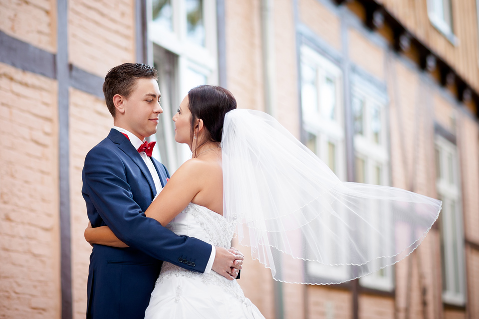 plener ślubny w lesie, sesja slubna w naturze, romantyczna sesja slubna, zdjecia slubne goczalkowice, plener slubny w goczalkowicach, fotografia ślubna śląsk, fotografia ślubna pszczyna, dwóch fotografów na ślub, zdjęcia ślubne, fotograf ślubny bielsko