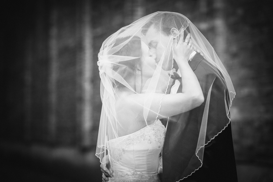 plener ślubny w lesie, sesja slubna w naturze, romantyczna sesja slubna, zdjecia slubne goczalkowice, plener slubny w goczalkowicach, fotografia ślubna śląsk, fotografia ślubna pszczyna, dwóch fotografów na ślub, zdjęcia ślubne, fotograf ślubny bielsko