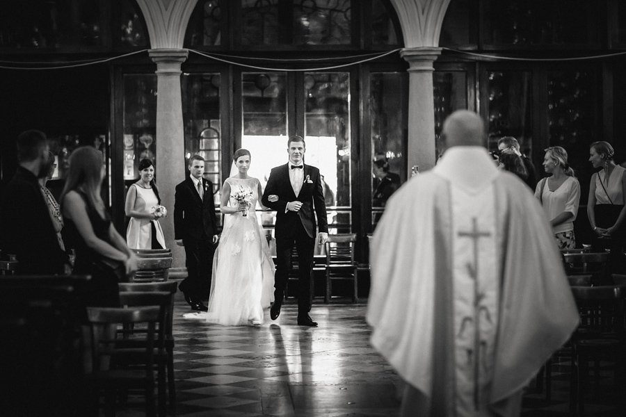 reportaż ślubny Magdy i Piotra fotografia ślubna śląsk; fotografia ślubna kraków; dwóch fotograf na ślub; zdjęcia ślubne; fotograf ślubny bielsko