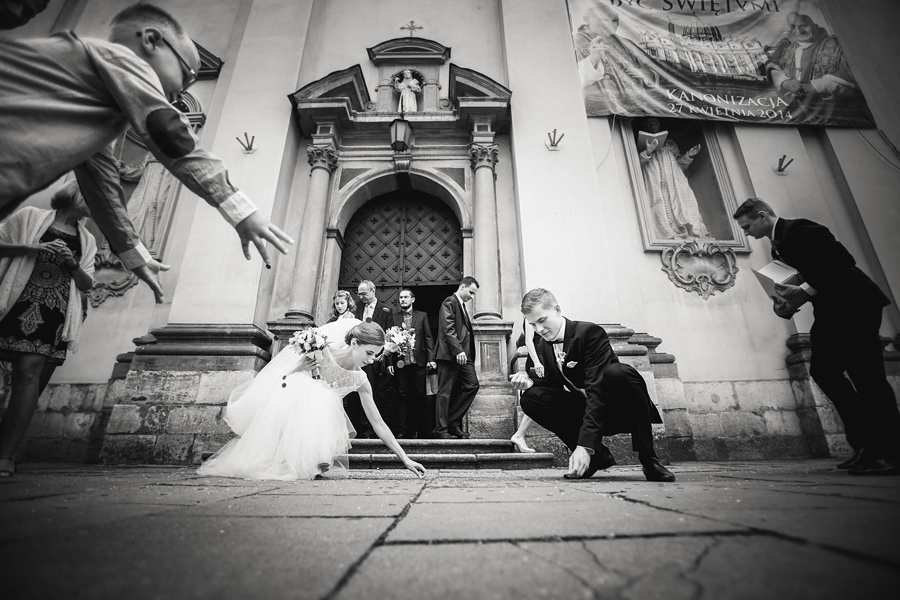 reportaż ślubny Magdy i Piotra fotografia ślubna śląsk; fotografia ślubna kraków; dwóch fotograf na ślub; zdjęcia ślubne; fotograf ślubny bielsko