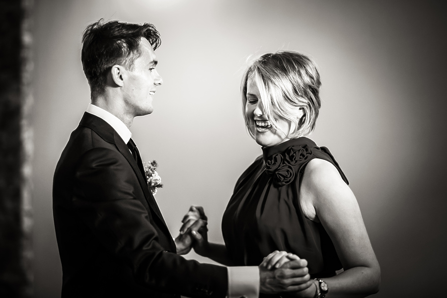 fotografia ślubna śląsk; fotografia ślubna kraków; dwóch fotograf na ślub; zdjęcia ślubne; fotograf ślubny bielsko