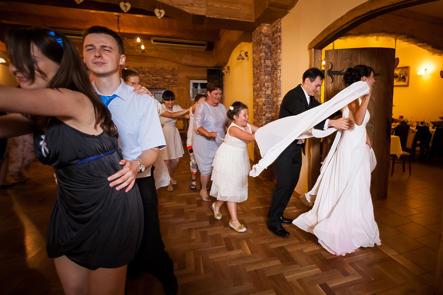 fotografia ślubna śląsk; fotografia ślubna kraków; dwóch fotograf na ślub; zdjęcia ślubne; fotograf ślubny bielsko