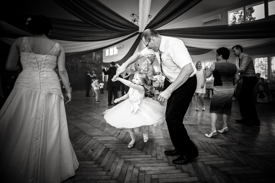 reportaż ślubny Ani i Gabriela fotografia ślubna śląsk; fotograf ślubny pszczyna; dwóch fotograf na ślub; zdjęcia ślubne; fotograf ślubny bielsko