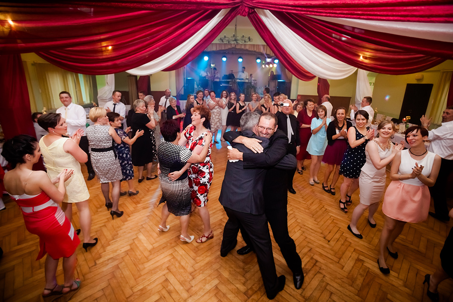 reportaż ślubny Ani i Gabriela fotografia ślubna śląsk; fotograf ślubny pszczyna; dwóch fotograf na ślub; zdjęcia ślubne; fotograf ślubny bielsko