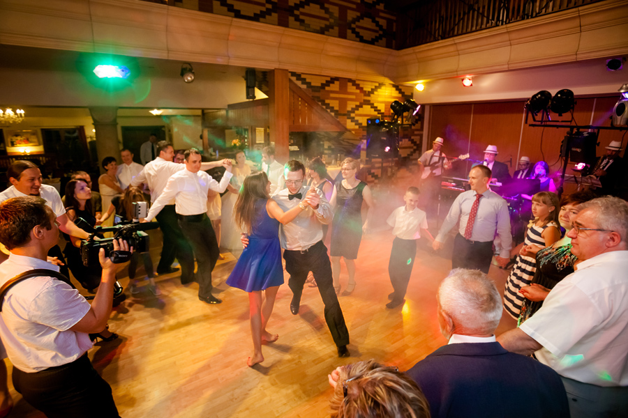 fotografia ślubna śląsk; fotografia ślubna kraków; dwóch fotograf na ślub; zdjęcia ślubne; fotograf ślubny Strzelce Opolskie