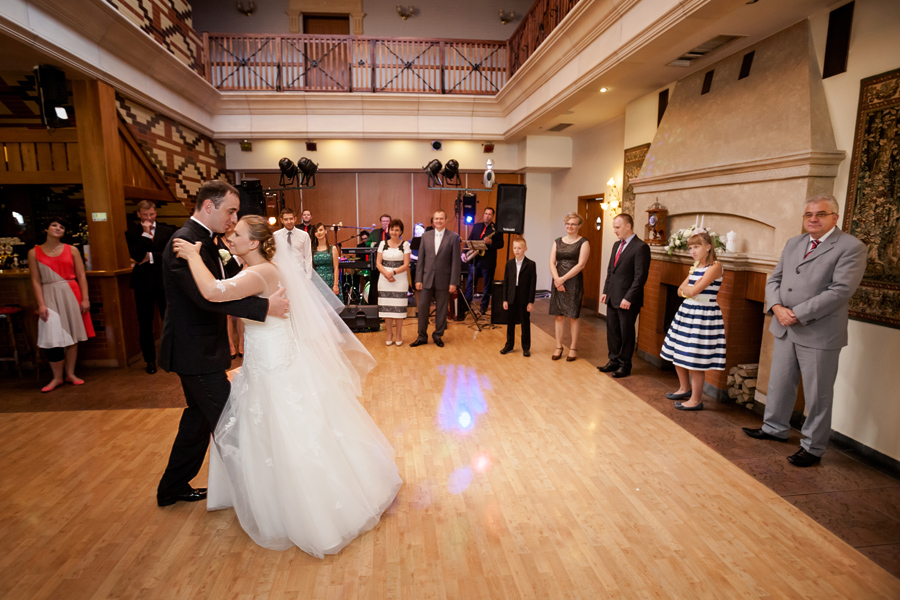 fotografia ślubna śląsk; fotografia ślubna kraków; dwóch fotograf na ślub; zdjęcia ślubne; fotograf ślubny Strzelce Opolskie