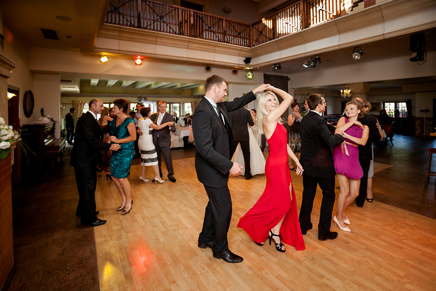 fotografia ślubna śląsk; fotografia ślubna kraków; dwóch fotograf na ślub; zdjęcia ślubne; fotograf ślubny Strzelce Opolskie