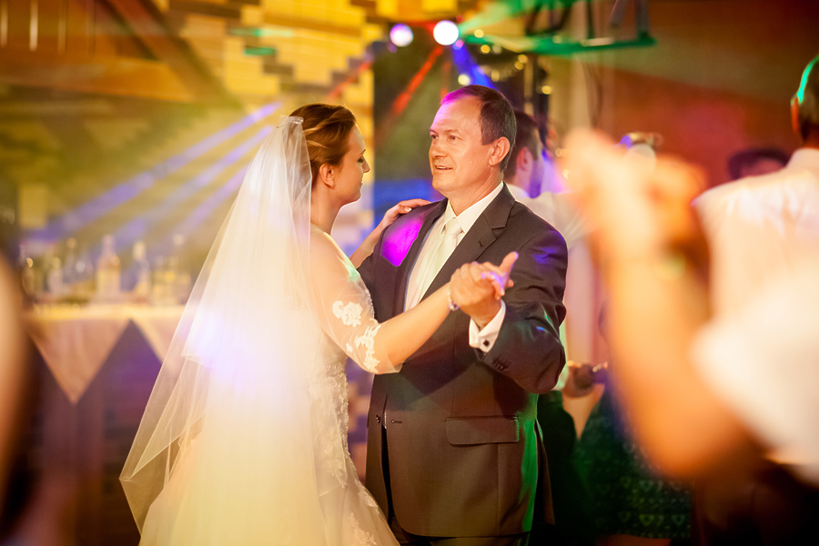 fotografia ślubna śląsk; fotografia ślubna kraków; dwóch fotograf na ślub; zdjęcia ślubne; fotograf ślubny Strzelce Opolskie