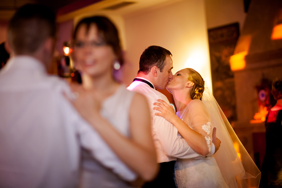 fotografia ślubna śląsk; fotografia ślubna kraków; dwóch fotograf na ślub; zdjęcia ślubne; fotograf ślubny Strzelce Opolskie