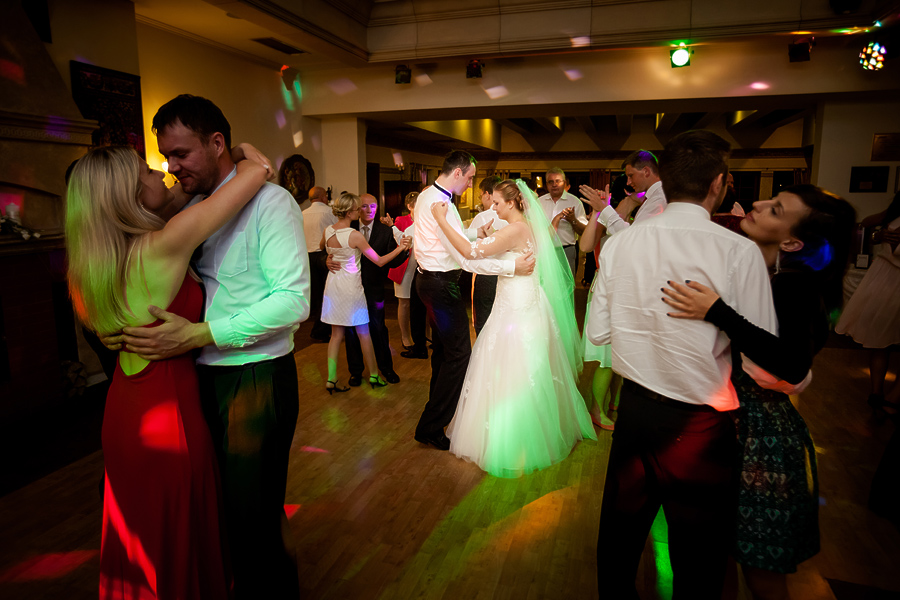 fotografia ślubna śląsk; fotografia ślubna kraków; dwóch fotograf na ślub; zdjęcia ślubne; fotograf ślubny Strzelce Opolskie