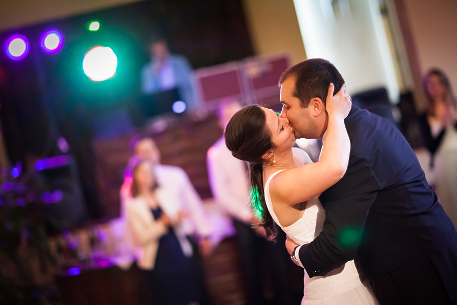 reportaż ślubny Kamili i Macieja fotografia ślubna śląsk; fotografia ślubna kraków; dwóch fotograf na ślub; zdjęcia ślubne; fotograf ślubny bielsko