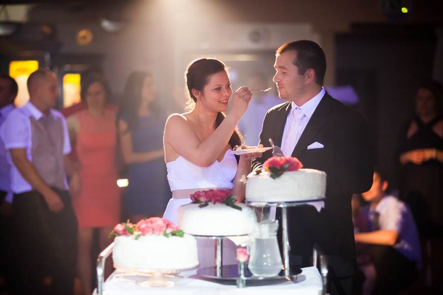 reportaż ślubny Kamili i Macieja fotografia ślubna śląsk; fotografia ślubna kraków; dwóch fotograf na ślub; zdjęcia ślubne; fotograf ślubny bielsko