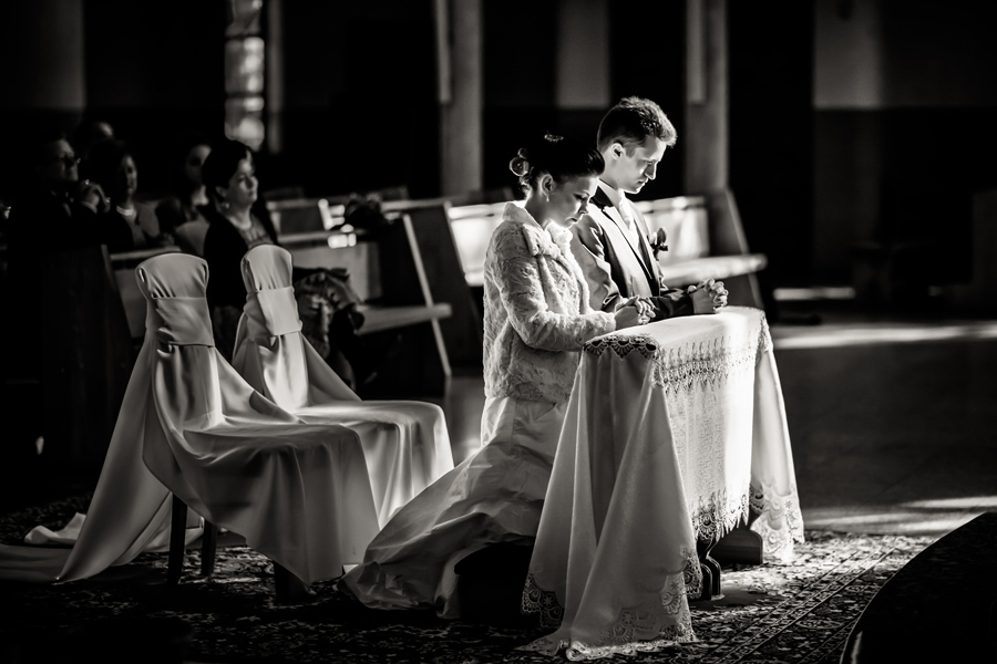 zdjecia ślubne Karoliny i Krzysztofa fotografia ślubna bielsko; fotografia ślubna czechowice; dwóch fotograf na ślub; zdjęcia ślubne; fotograf ślubny bielsko