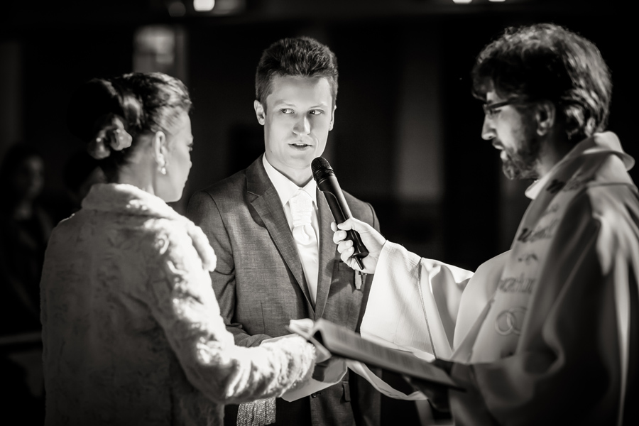 zdjecia ślubne Karoliny i Krzysztofa fotografia ślubna bielsko; fotografia ślubna czechowice; dwóch fotograf na ślub; zdjęcia ślubne; fotograf ślubny bielsko