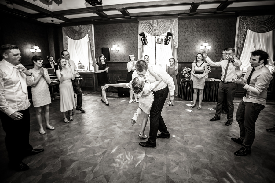 reportaż ślubny Kasi i Pawła fotografia ślubna śląsk; fotografia ślubna kraków; dwóch fotograf na ślub; zdjęcia ślubne; fotograf ślubny gliwice