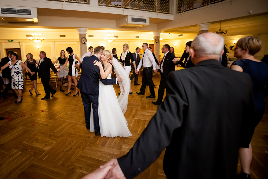 fotografia ślubna bielsko; fotografia ślubna czechowice; dwóch fotograf na ślub; zdjęcia ślubne; fotograf ślubny goczałkowice