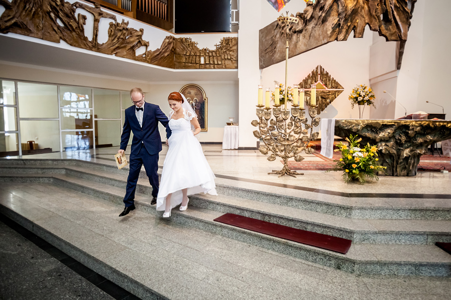 reportaż ślubny Jagody i Sebastiana fotografia ślubna śląsk; fotografia ślubna bielsko; dwóch fotograf na ślub; zdjęcia ślubne; fotograf ślubny bielsko