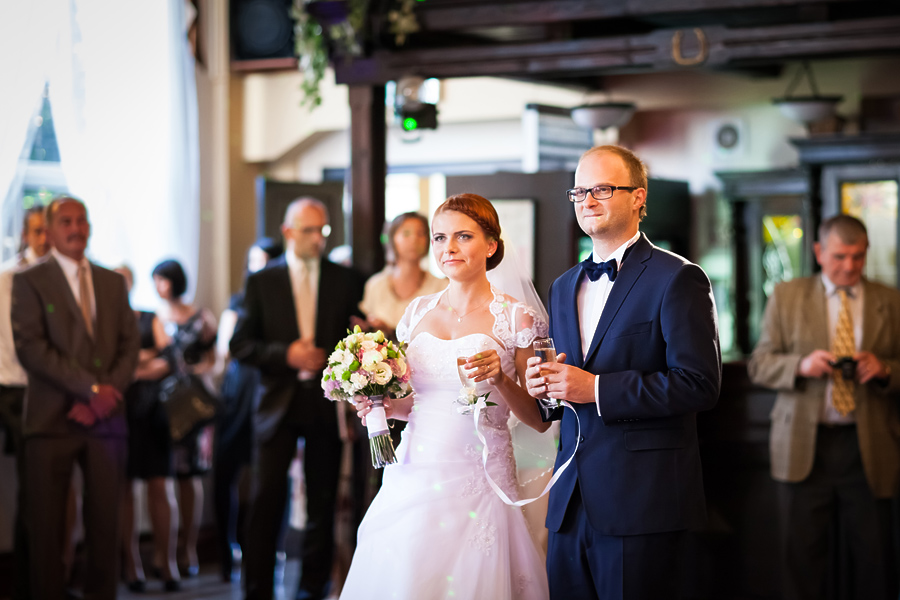 reportaż ślubny Jagody i Sebastiana fotografia ślubna śląsk; fotografia ślubna bielsko; dwóch fotograf na ślub; zdjęcia ślubne; fotograf ślubny bielsko