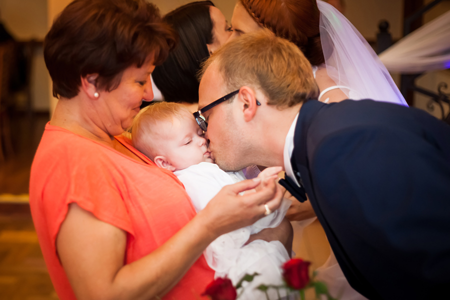 reportaż ślubny Jagody i Sebastiana fotografia ślubna śląsk; fotografia ślubna bielsko; dwóch fotograf na ślub; zdjęcia ślubne; fotograf ślubny bielsko