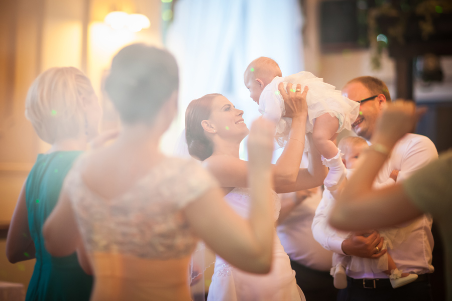 reportaż ślubny Jagody i Sebastiana fotografia ślubna śląsk; fotografia ślubna bielsko; dwóch fotograf na ślub; zdjęcia ślubne; fotograf ślubny bielsko