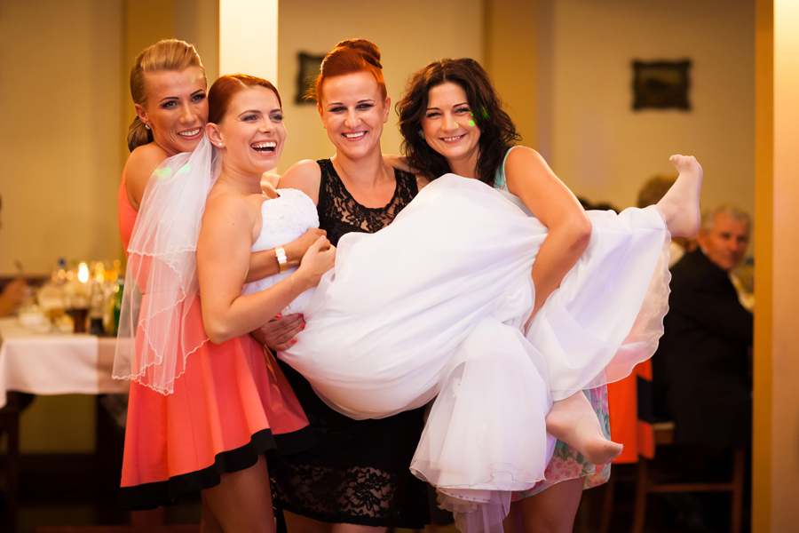 reportaż ślubny Jagody i Sebastiana fotografia ślubna śląsk; fotografia ślubna bielsko; dwóch fotograf na ślub; zdjęcia ślubne; fotograf ślubny bielsko