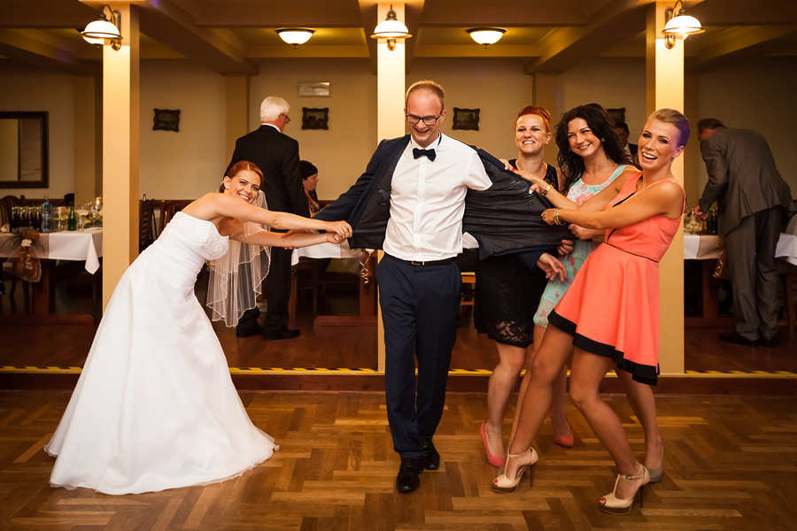 reportaż ślubny Jagody i Sebastiana fotografia ślubna śląsk; fotografia ślubna bielsko; dwóch fotograf na ślub; zdjęcia ślubne; fotograf ślubny bielsko