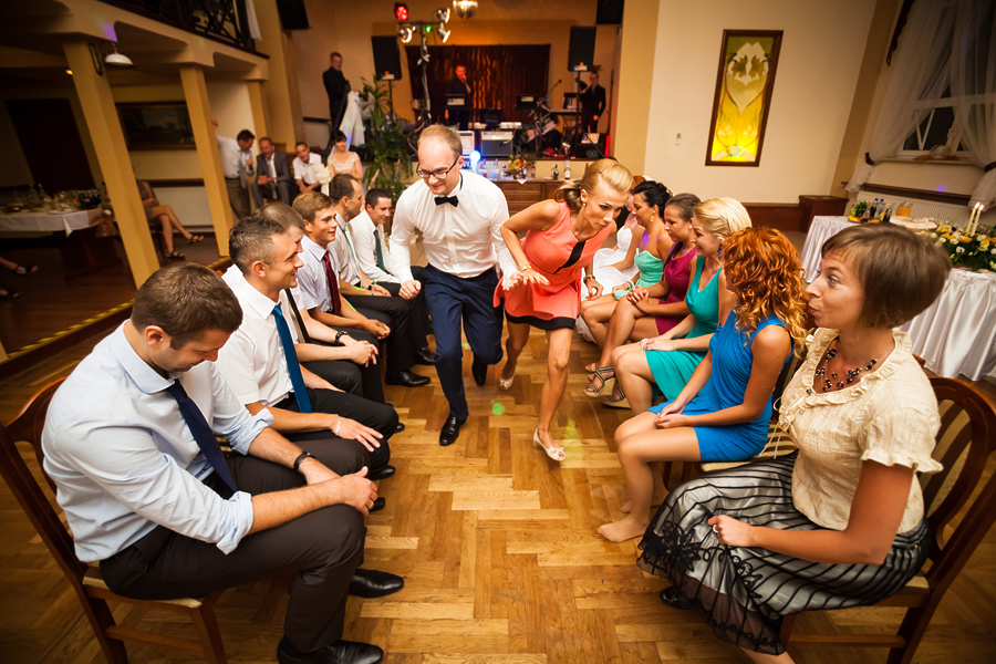 reportaż ślubny Jagody i Sebastiana fotografia ślubna śląsk; fotografia ślubna bielsko; dwóch fotograf na ślub; zdjęcia ślubne; fotograf ślubny bielsko