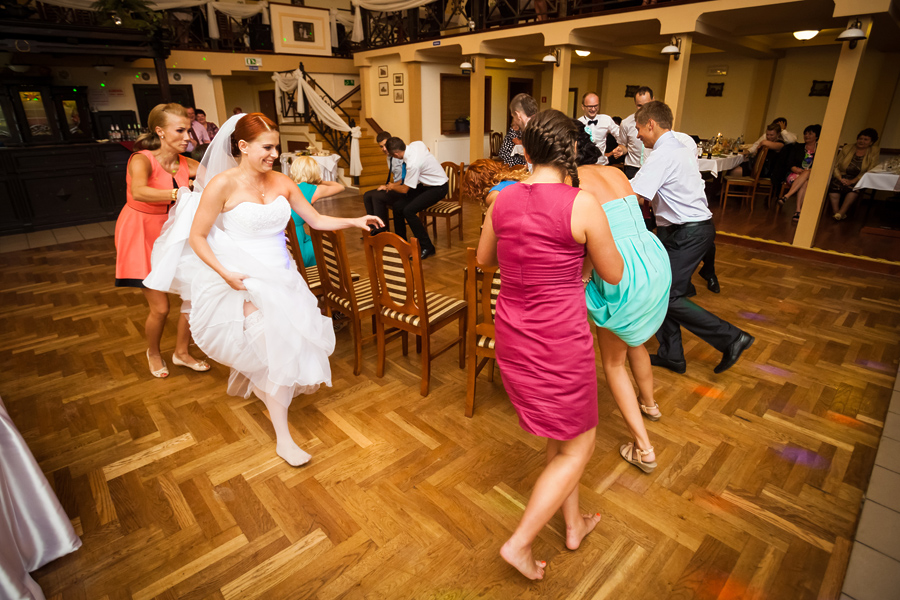 reportaż ślubny Jagody i Sebastiana fotografia ślubna śląsk; fotografia ślubna bielsko; dwóch fotograf na ślub; zdjęcia ślubne; fotograf ślubny bielsko