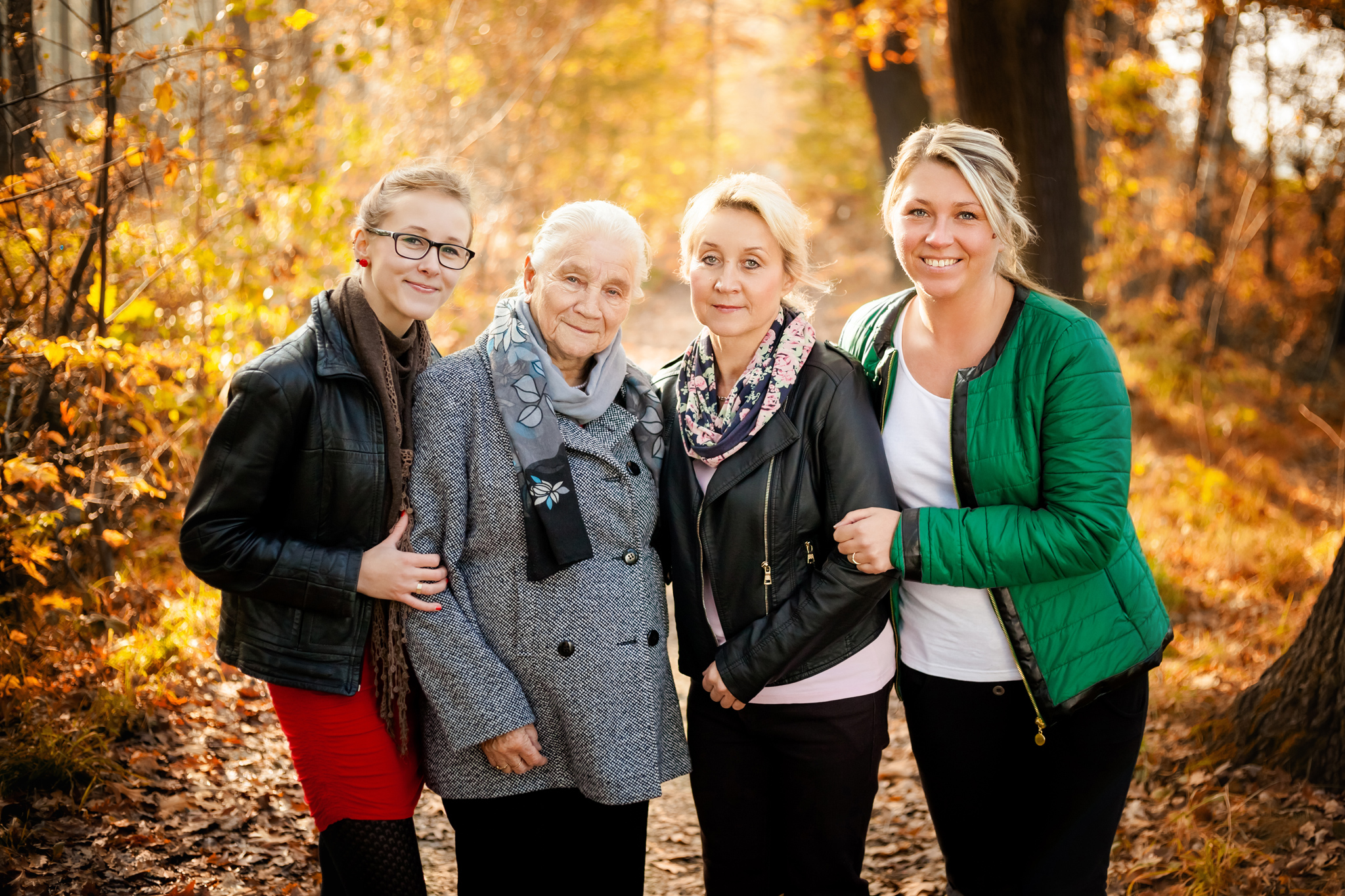 jesienna sesja; sesje jesienne; Sesje rodzinne, portrety rodzinne, sesje rodzinne bielsko, fotograf rodzinny bielsko, fotograf pszczyna, www.magiaobrazu.com, fotograf czechowice, fotograf slask, fotografia krakow, zdjecia rodzinne, fotografia rodzinna