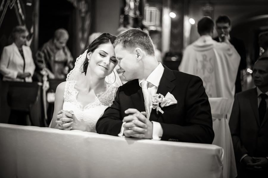 Najlepsze zdjecia slubne reportazowe 2013 najpiekniejsze zdjecia slubne; fotografia ślubna śląsk; fotografia ślubna bielsko; dwóch fotografów na ślub; zdjęcia ślubne; fotograf slubny bielsko; reportaze slubne