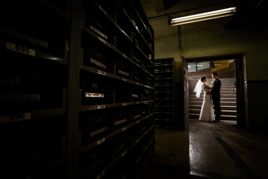 plener ślubny na kopalni; industrialna sesja slubna; zdjecia slubne w kopalni; fotografia ślubna śląsk; fotografia ślubna kraków; dwóch fotograf na ślub; zdjęcia ślubne; fotograf ślubny bielsko