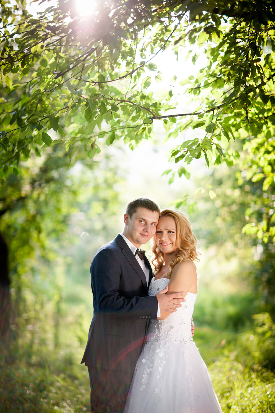 plener ślubny w gorach; sesja slubna gora zar; plener slubny jezioro miedzybrodzkie; fotografia ślubna śląsk; fotografia ślubna bielsko; dwóch fotograf na ślub; zdjęcia ślubne; fotograf ślubny bielsko