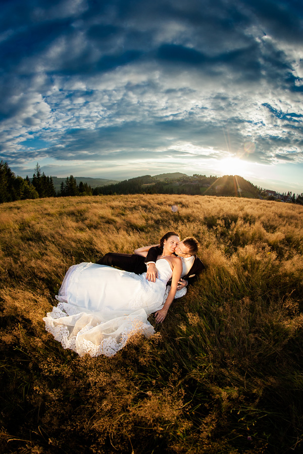 Sesja ślubna w Koniakowie Plener ślubny w górach