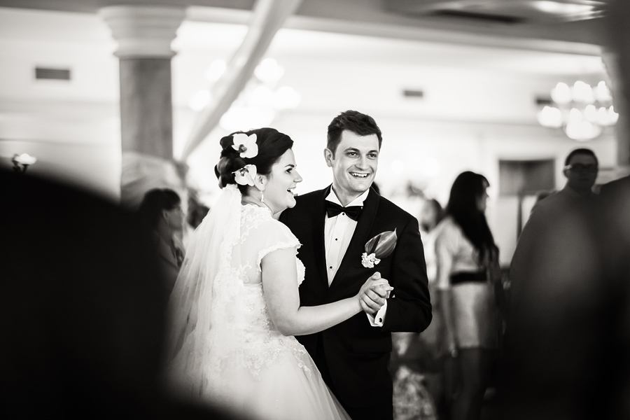 fotografia ślubna śląsk; fotografia ślubna kraków; dwóch fotograf na ślub; zdjęcia ślubne; fotograf ślubny bielsko