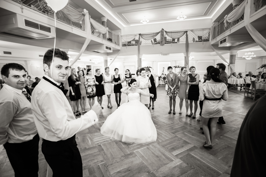 fotografia ślubna śląsk; fotografia ślubna kraków; dwóch fotograf na ślub; zdjęcia ślubne; fotograf ślubny bielsko