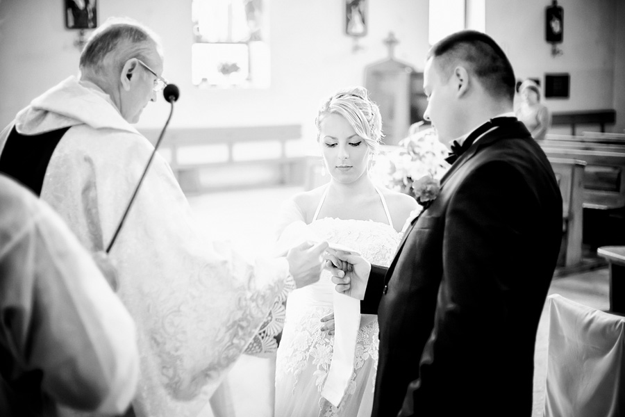 reportaz slubny Karoliny i Lukasza fotograf slubny slask