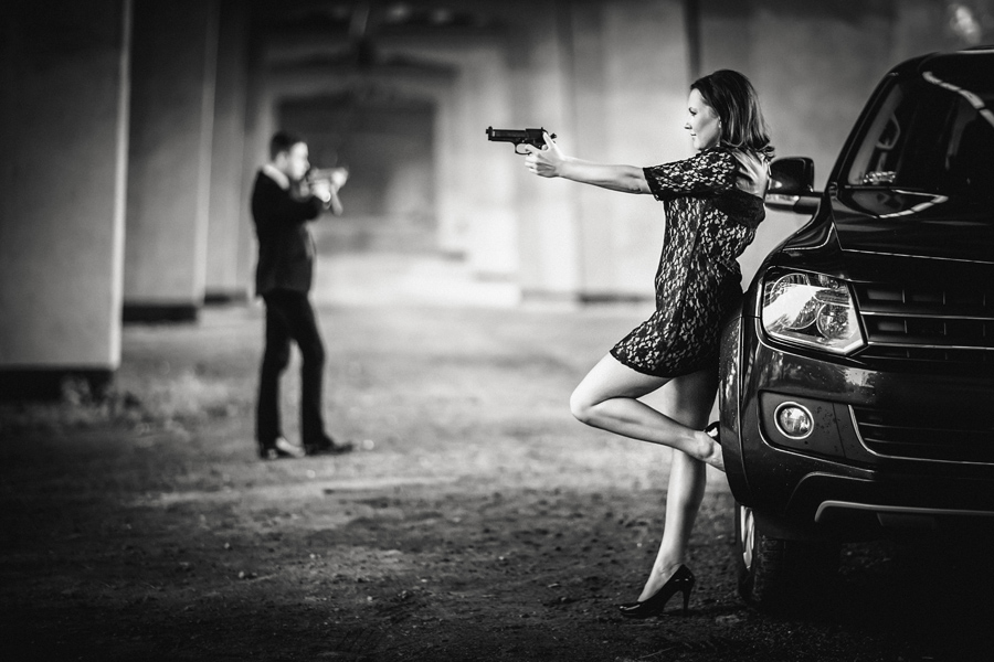 sesje narzeczenskie bielsko; sesja zareczynowa slask; sesja james bond; sesja w stylu bonda; fotografia slubna slask; zdjecia slubne bielsko, sesja narzeczenska bond 007, zdjecia narzeczenskie, fotograf slubny bielsko