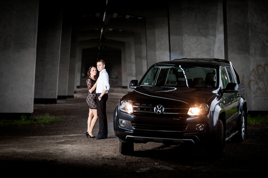 sesja narzeczenska Ani i Tomka sesje narzeczenskie bielsko; sesja zareczynowa slask; sesja james bond; sesja w stylu bonda; fotografia slubna slask; zdjecia slubne bielsko, sesja narzeczenska bond 007, zdjecia narzeczenskie, fotograf slubny bielsko