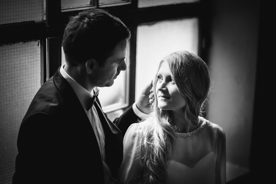 sesja slubna w bielsku, plener slubny w bielsku, sesja na wzgorzu bielskim, fotograf slubny bielsko, zdjecia slubne bielsko, fotografia slubna katowice, fotografia ślubna śląsk; fotografia ślubna bielsko; dwóch fotografów na ślub; zdjęcia ślubne; jesienna sesja slubna, sesja slubna w kawiarni, plener slubny w kawiarni