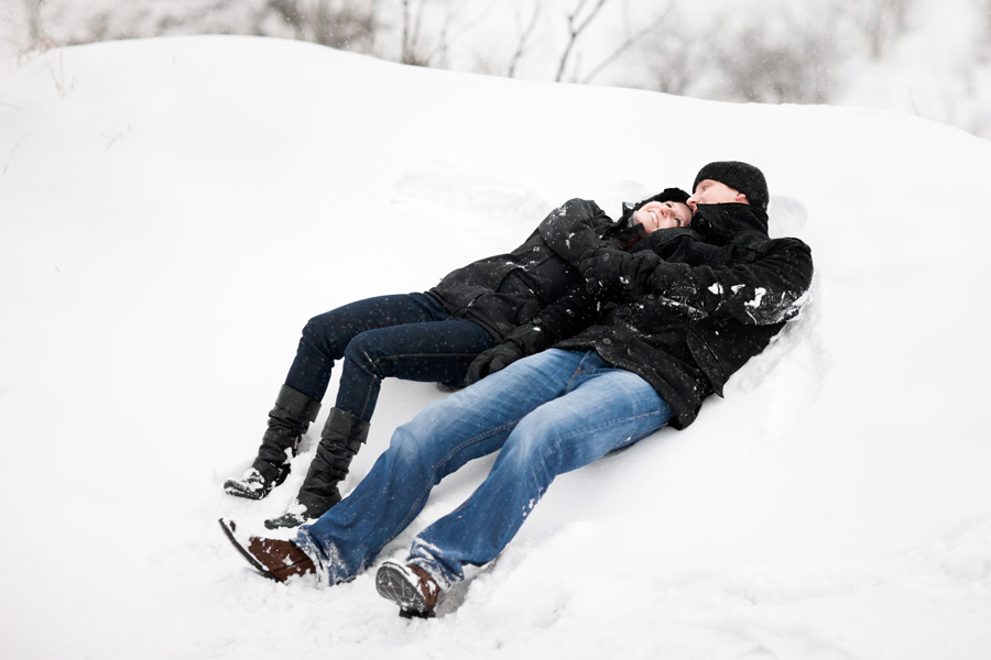 fotografia slubna slask; zdjecia slubne krakow, sesja narzeczenska krakow, zdjecia narzeczenskie zima, fotograf slubny bielsko