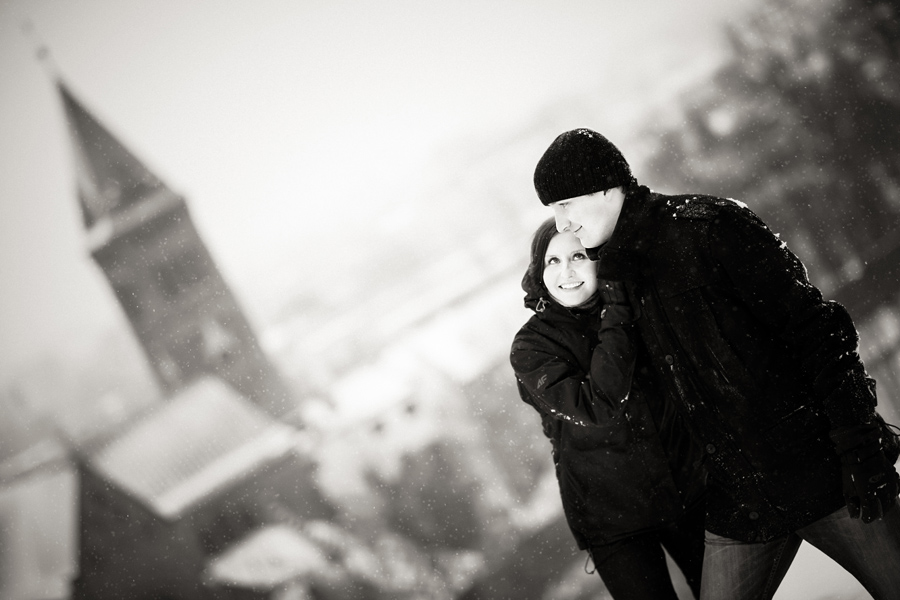 fotografia slubna slask; zdjecia slubne krakow, sesja narzeczenska krakow, zdjecia narzeczenskie zima, fotograf slubny bielsko