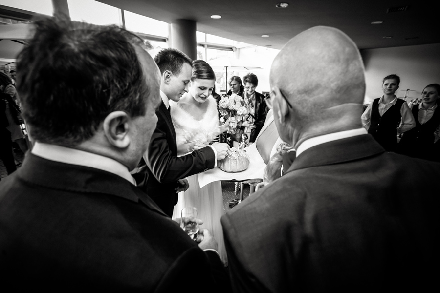 fotografia ślubna śląsk; fotografia ślubna kraków; dwóch fotograf na ślub; zdjęcia ślubne; fotograf ślubny krakow