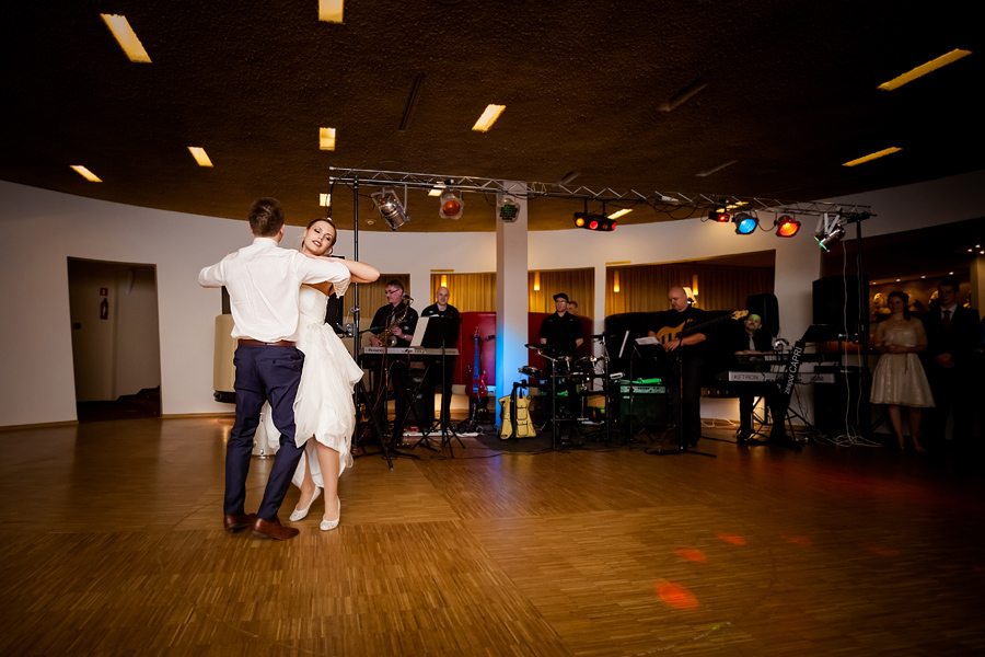 fotografia ślubna śląsk; fotografia ślubna kraków; dwóch fotograf na ślub; zdjęcia ślubne; fotograf ślubny krakow